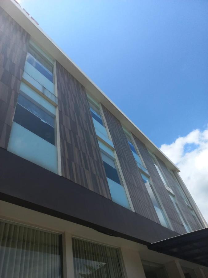 Cendana Coliving Solo Baru Surakarta (Solo) Exterior foto