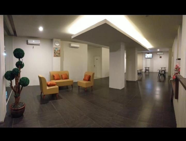 Cendana Coliving Solo Baru Surakarta (Solo) Exterior foto